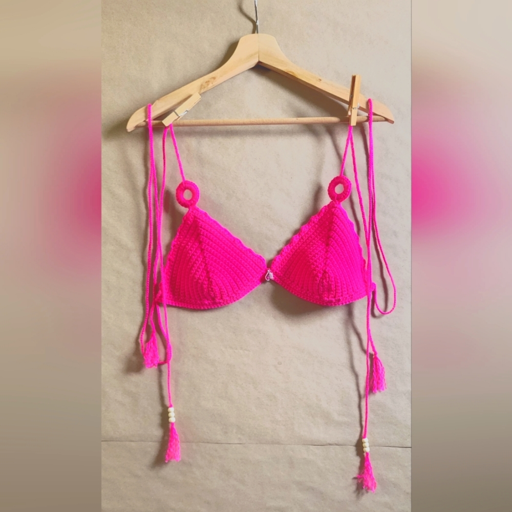 Triangle bikini top